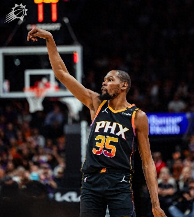 杜兰特狂砍莫兰特分，鹈鹕迎来新赛季高光！